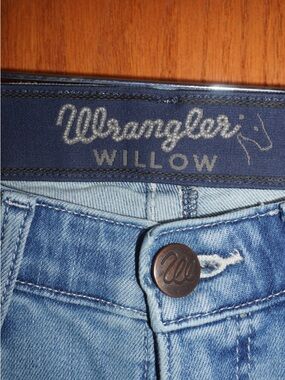 Wrangler Willow Light Blue High-Rise Women's Jeans